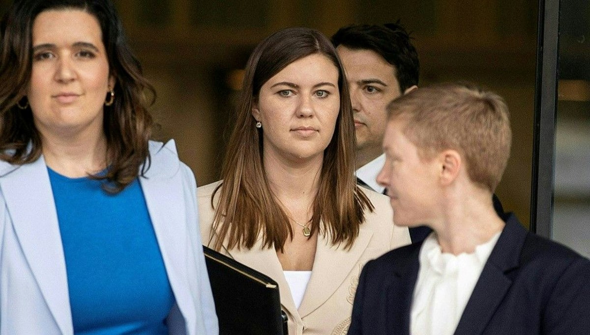 Avustralya Parlamentosu'nda tecavüze uğradığını iddia eden Higgins'in duruşması başladı